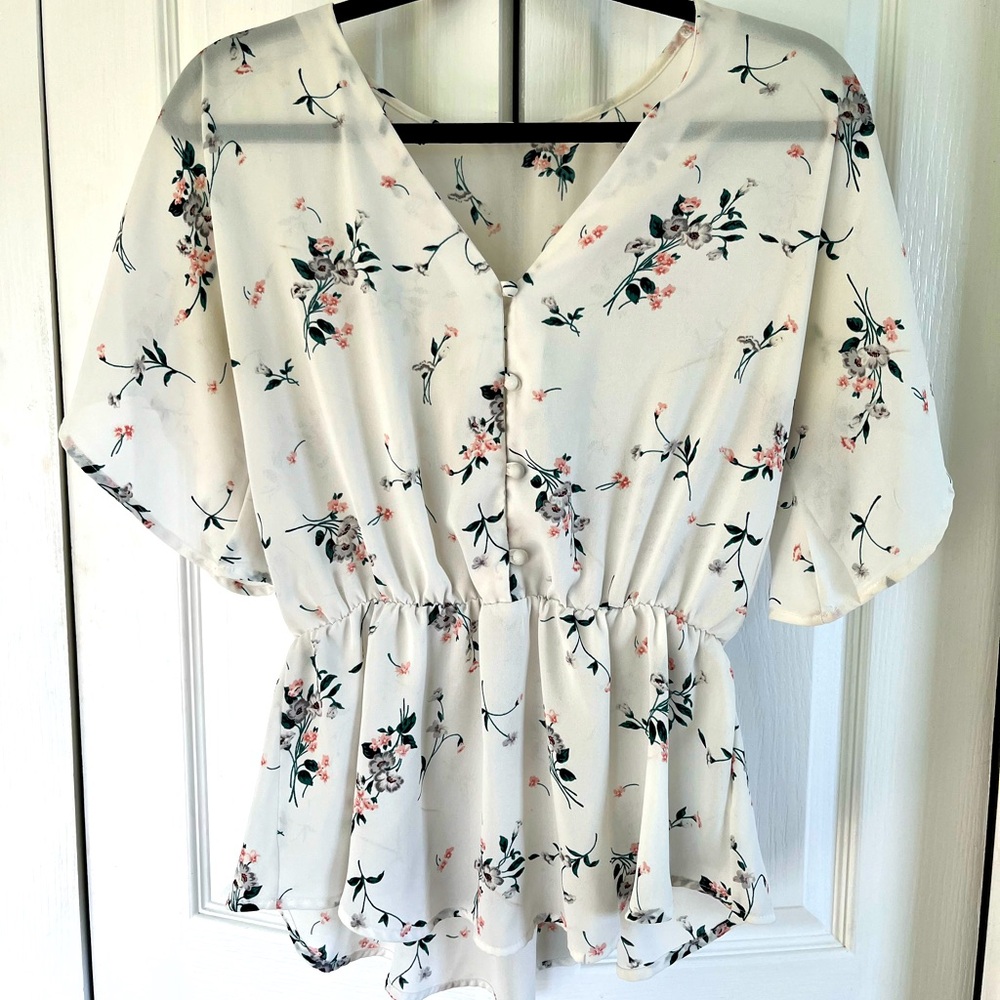 Spring waist flattering floral top